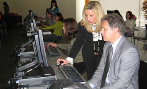 Mexicanos pasan el 79% de los d&iacute;as del a&ntilde;o en la oficina: OCDE